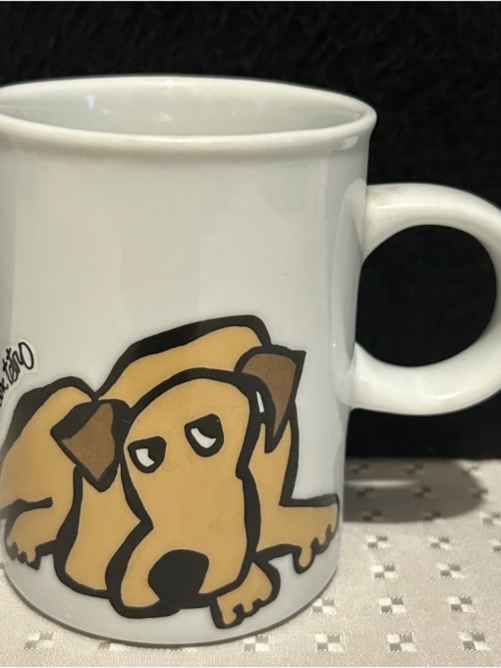 White Ceramic Mug with Yellow Dog Illustration - Unbranded